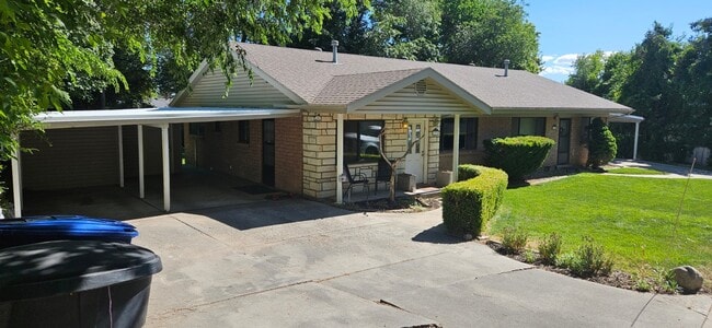 Building Photo - 1730 E 3990 S