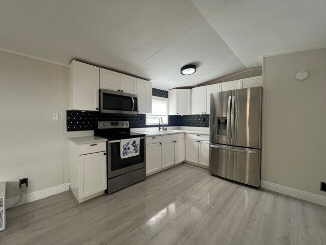 Building Photo - Charming Updated 3-Bedroom Home Near Lake Nona – Move-In Ready!