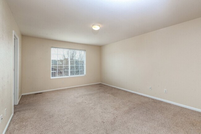 Building Photo - Single Family House for Rent - Claremont Ranch, Colorado