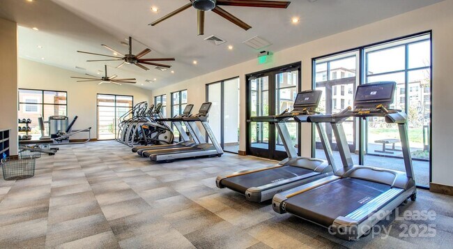 Building Photo - 6408 Providence Farm Ln