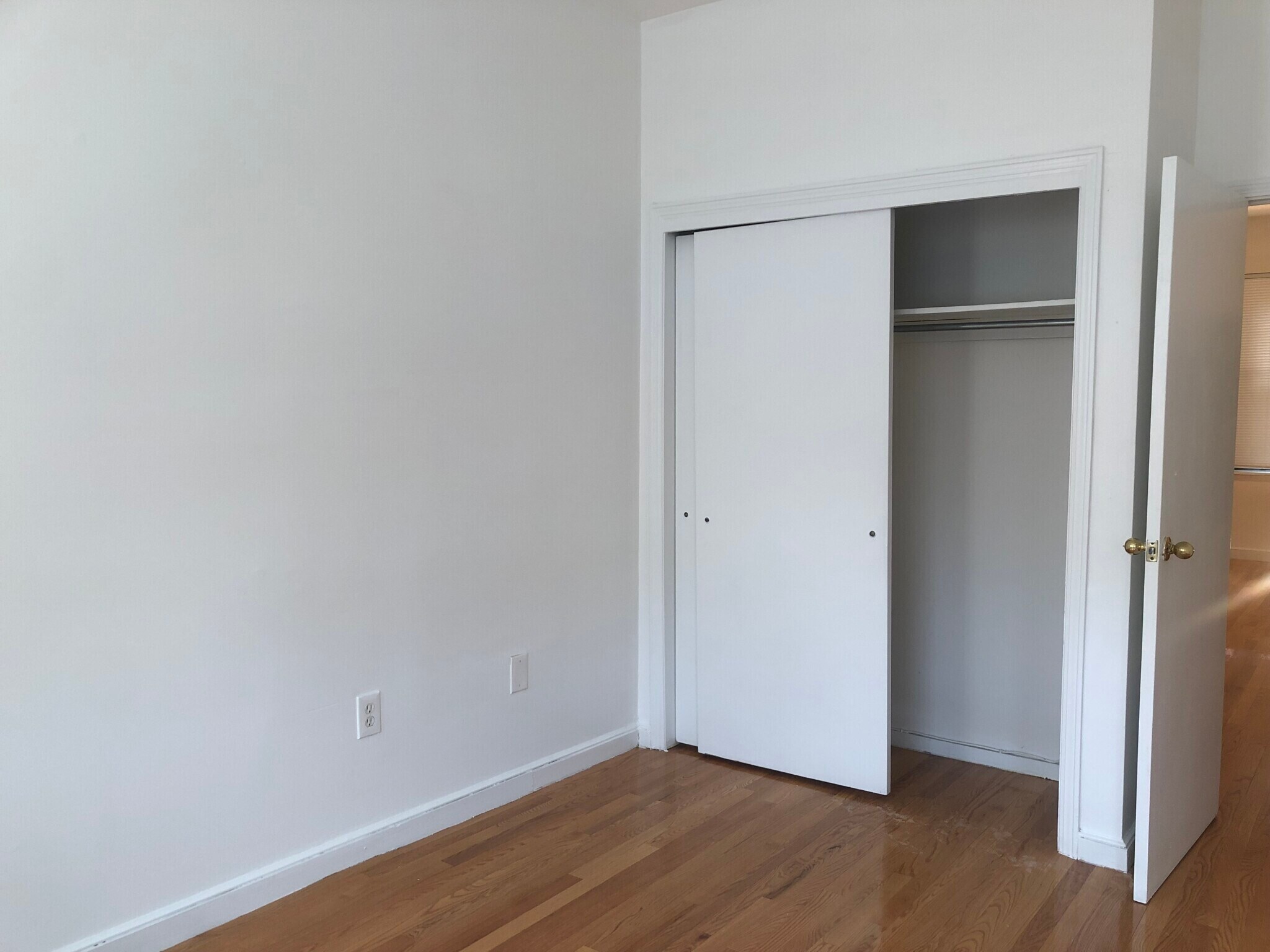 Building Photo - 1706 Commonwealth