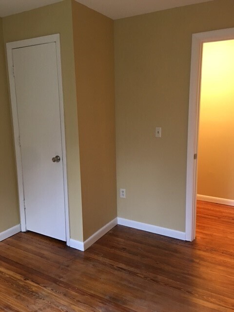 Building Photo - 15 LLC-10 Macomb