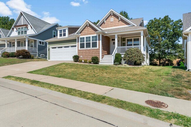 Building Photo - Craftsman Style House In The Walden Park