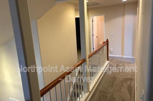 Building Photo - 3 BR/3BA | Newly Renovated Single Family Home |  Back Deck | In Highlands Ranch!