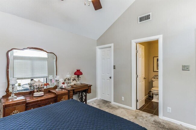 Building Photo - 6007 Gardenridge Hollow