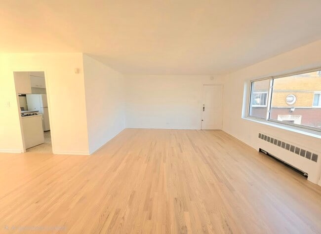 Building Photo - 1100 N Harlem Ave