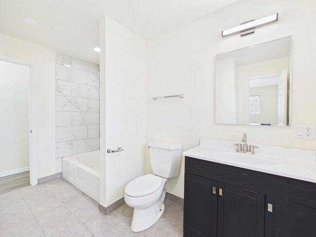 Building Photo - 209 Todd St