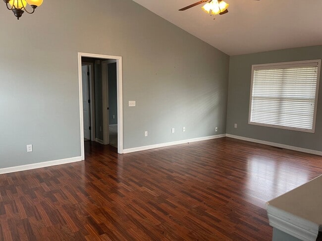 Building Photo - Mt Juliet TN Home For Lease