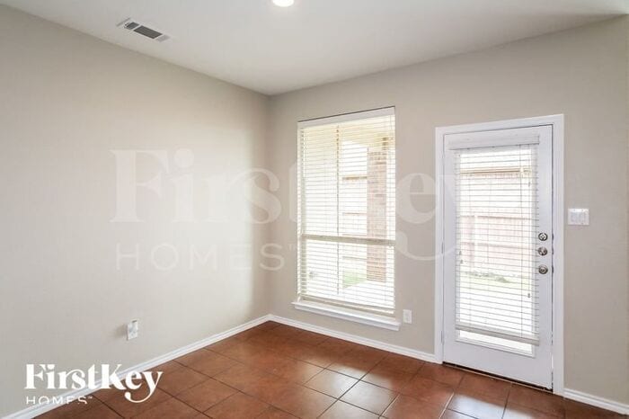 Building Photo - 11124 Hawks Landing Rd