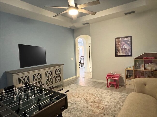 Building Photo - 6310 Anise Dr