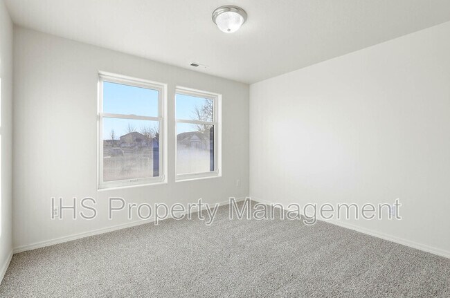 Building Photo - 6218 Ochoco Ln