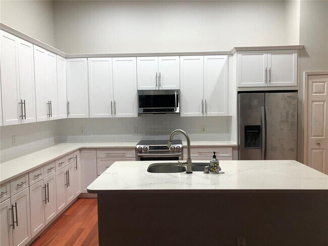 Building Photo - 12462 Westfield Lakes Cir
