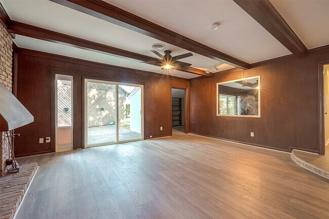 Building Photo - 7810 Locke Ln