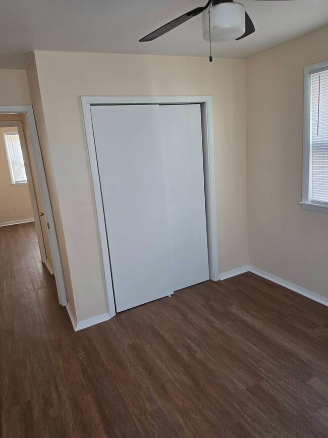 Building Photo - 5951N37thJ