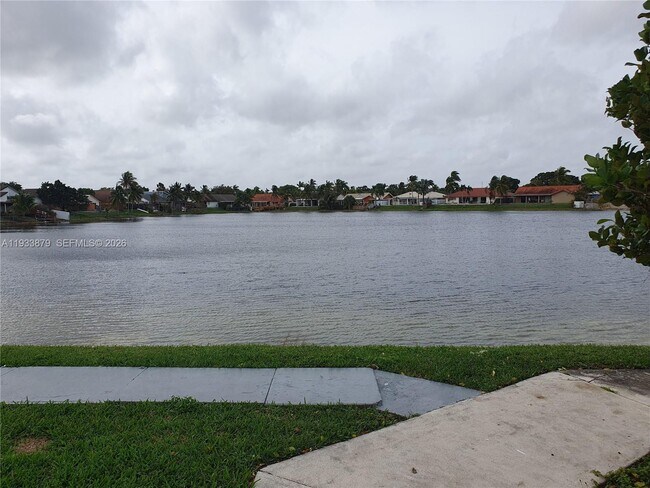 Building Photo - 6702 SW 152nd Pl