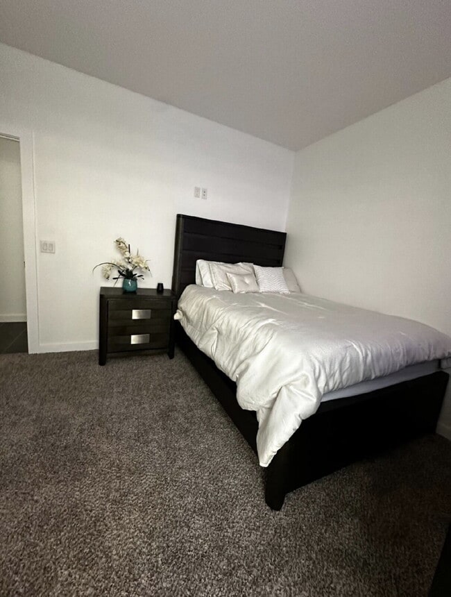 Building Photo - 13010 Terrington Ave