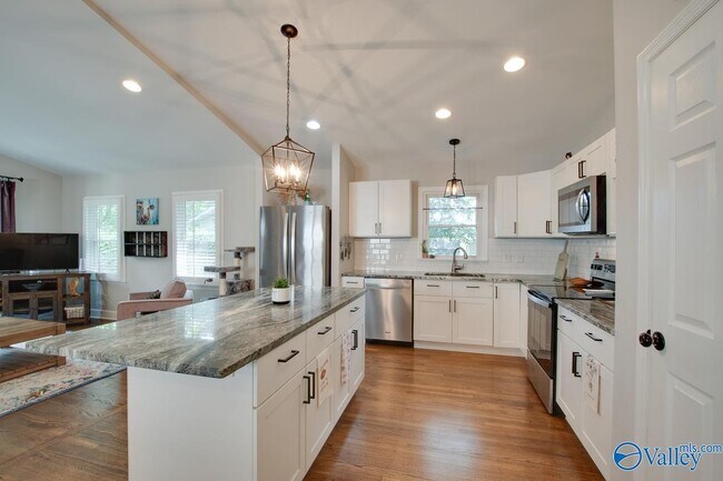 Building Photo - 805 Rison Ave NE