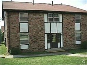 Building Photo - Spacious 1 bedroom 1 bath - available Augu...