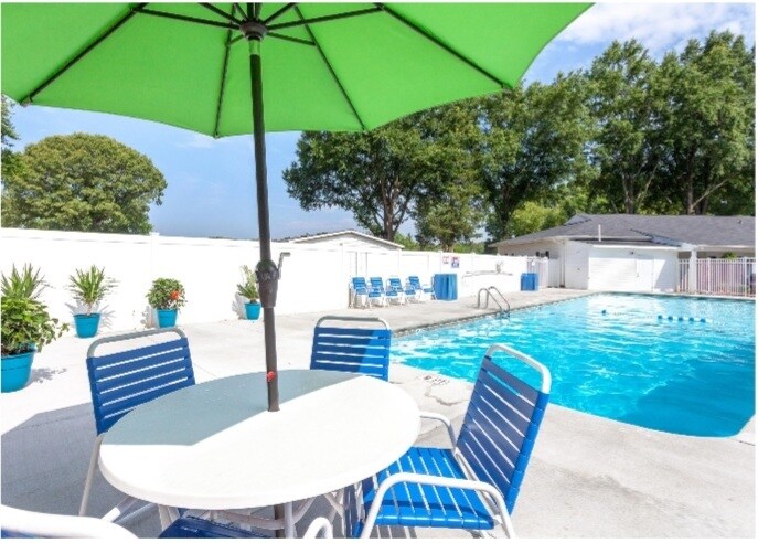 Building Photo - 300 Caseybrook Ct