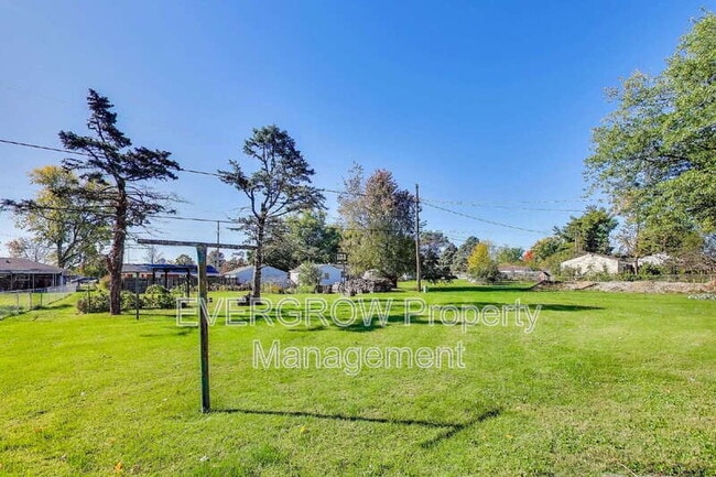 Building Photo - 705 Orchard Ln