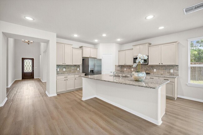 Building Photo - 10 Log House Ct