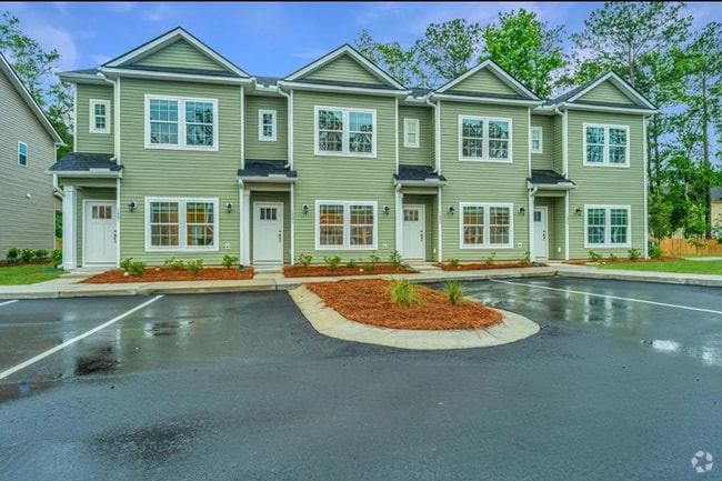 Building Photo - 1503 Twin Rivers Dr