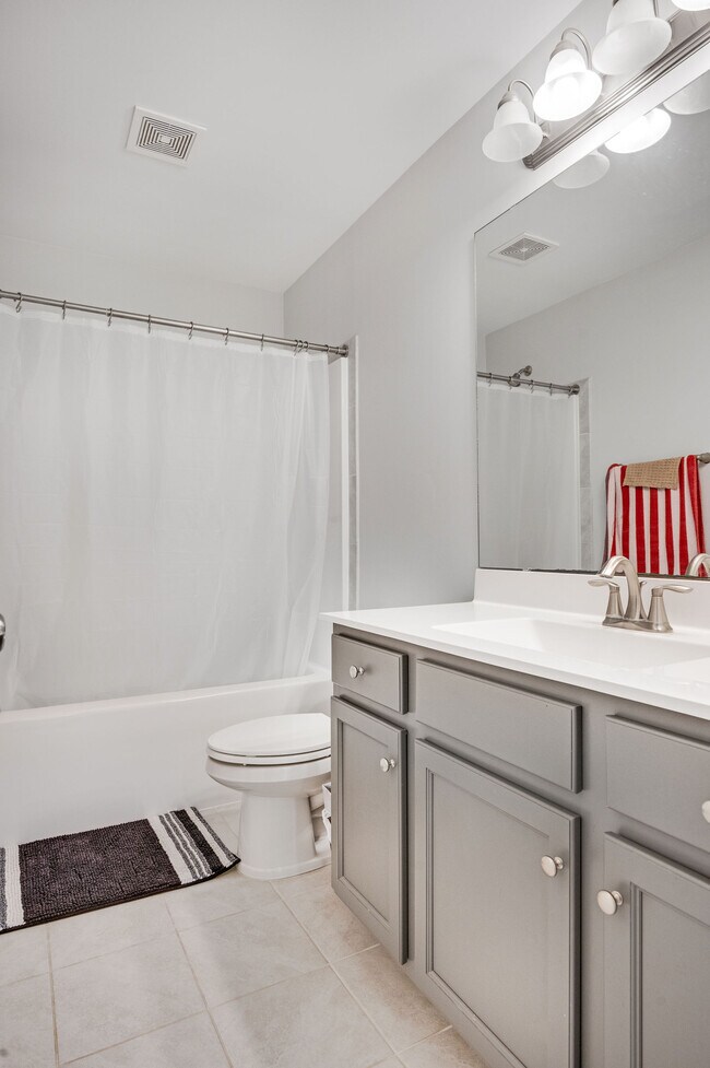 Building Photo - 110 Evergreen Frst Dr