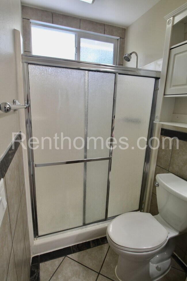 Building Photo - 13744 Fairgate Dr