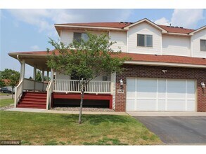 Building Photo - 8609 Tessman Cir N