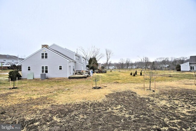 Building Photo - 1201 Basswood Grove