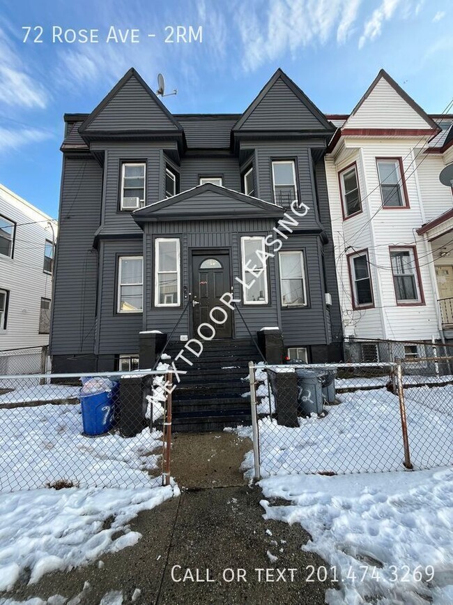 Building Photo - 72 Rose Ave