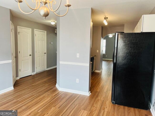 Building Photo - 3156 Parc Ct SW