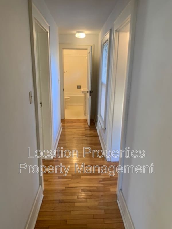 Building Photo - 1741 Vermont St