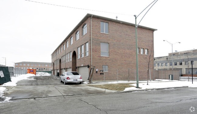 Building Photo - Glencar Estates