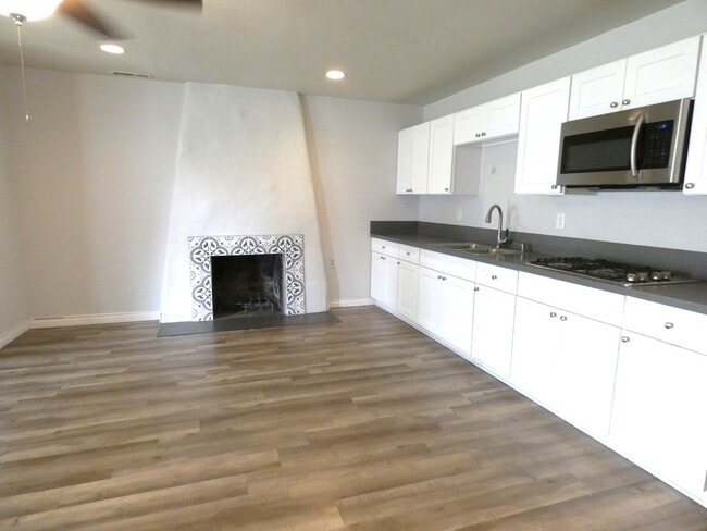 Building Photo - 12712 Downey Ave