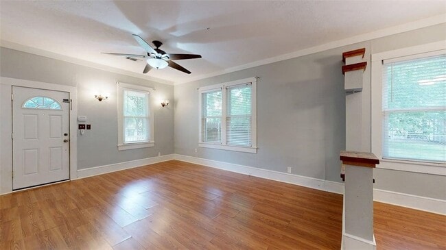 Building Photo - 307 Brogdon St
