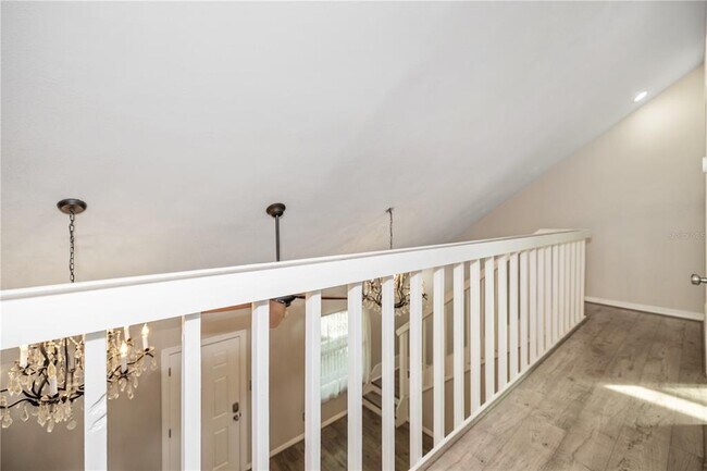 Building Photo - 6001 S Himes Ave