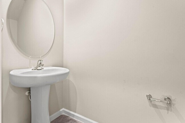 Building Photo - 359 Angler Dr