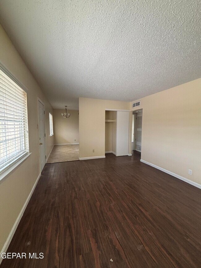 Building Photo - 1601 N El Paso St
