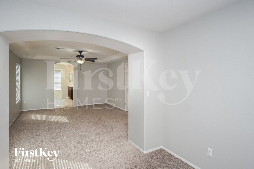 Building Photo - 168 Rolling Cove Ave