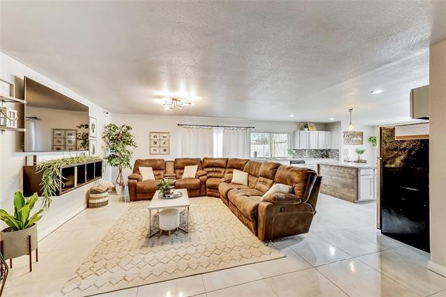 Building Photo - 3005 Weather Vane Ln