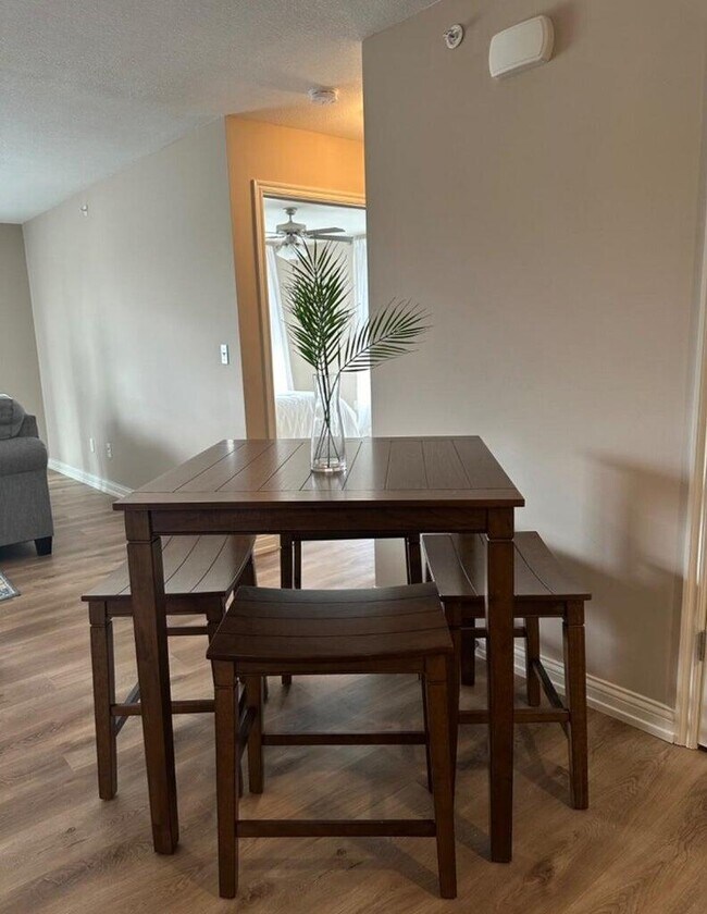 Building Photo - 2212 Chapel Hill Rd