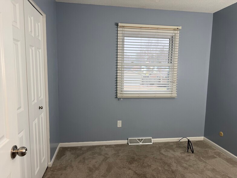 Bed 3 upstairs - 3309 Winston Dr