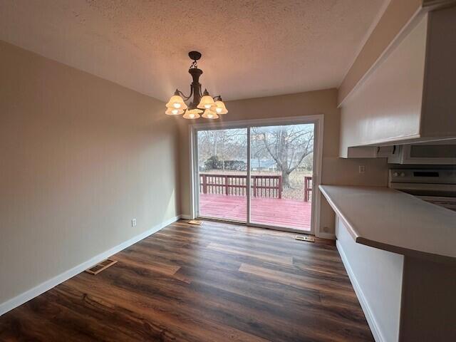 Building Photo - 622 Eiserman Ave