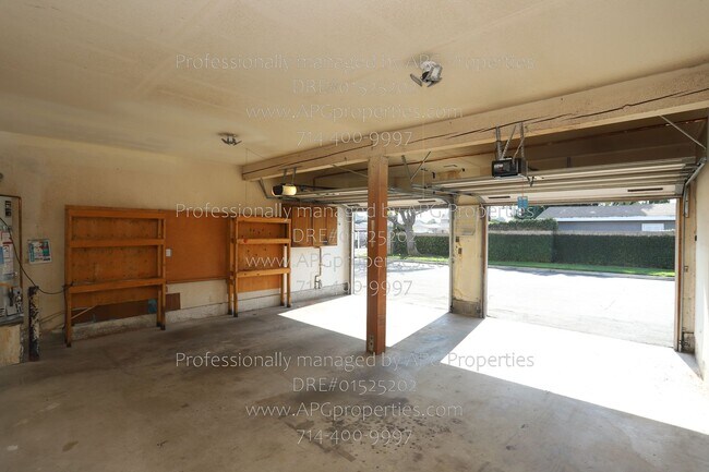 Building Photo - 8229 Woodland Dr