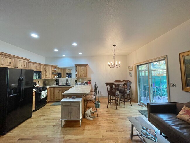 Building Photo - 278 Eagle Bend Dr
