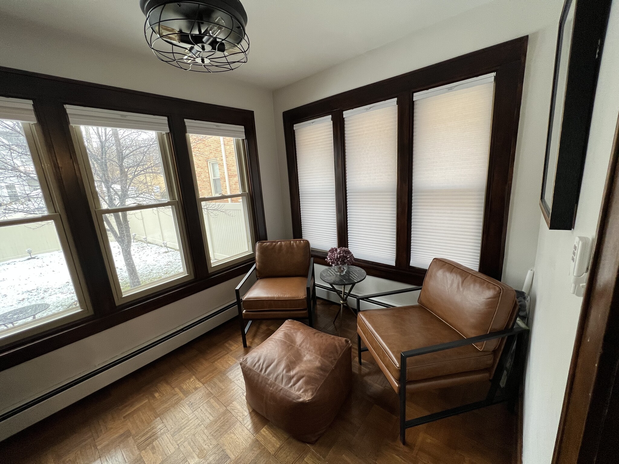 Bar Room - 111 North Clara Pl