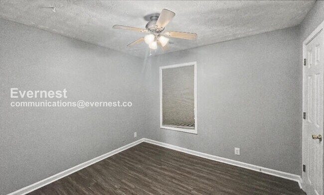 Building Photo - Modern Living in Saddle Bridge with Private Patio / 4 Beds and 2.5 Bath / Available Now!