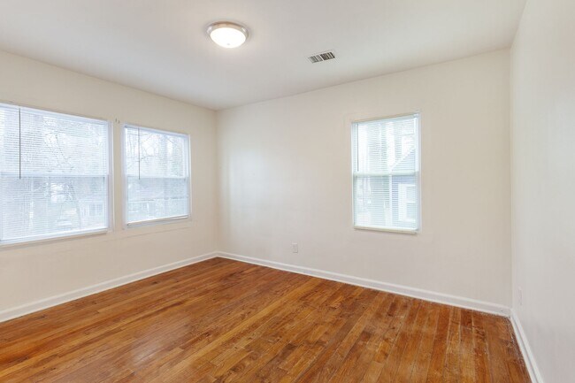 Building Photo - Spacious 3bd/2ba w/ Large Backyard & Close to ATL Beltline!