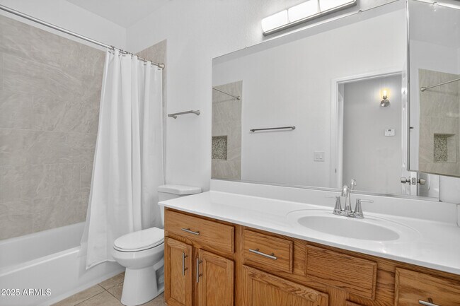 Building Photo - 11517 W Laurelwood Ln